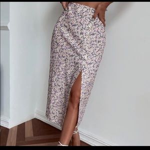 Purple Zara Skirt with Daisies